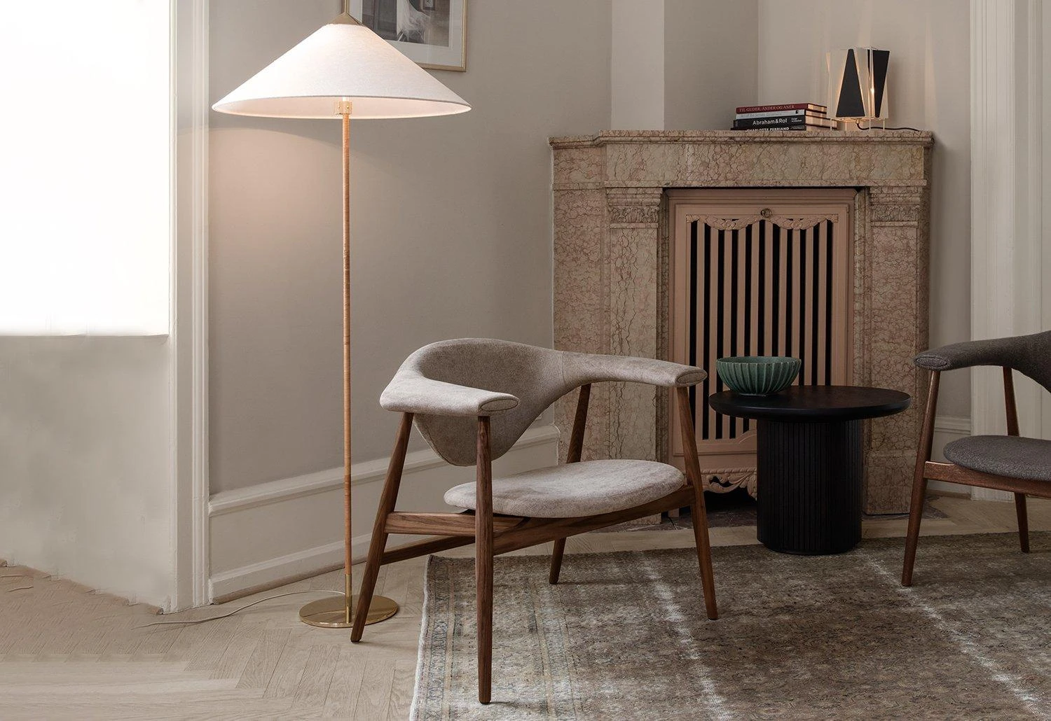 Gubi 9602 Floor Lamp, 1935 3 Gubi 9602 Floor Lamp, 1935