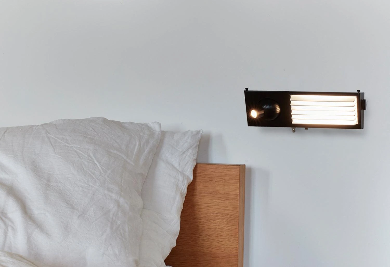 Biny Bedside Light, 2018 3 Biny Bedside Light, 2018
