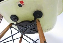 Eames PAW Swivel Chair, 1950 -Online Furniture Shop DAW vintage 03