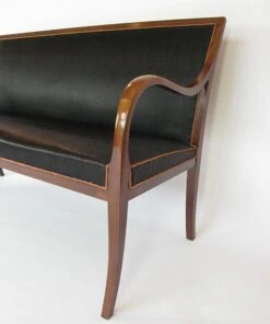 Frits Henningsen Sofa, 1935 12 Frits Henningsen Sofa, 1935 -Online Furniture Shop IMG 5971
