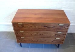 Day, Interplan Chest, 1954 10 Day, Interplan Chest, 1954 -Online Furniture Shop InterplanChest 04