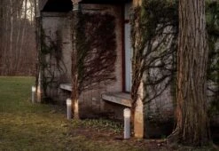 Louis Poulsen Bysted Garden -Online Furniture Shop Louis Poulsen Peter Bysted Bysted Garden Aluminium Long 2