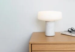Case Solid Table Lamp