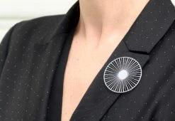 Solar Magnetic Brooch -Online Furniture Shop Tout Simplement Constance Guisset Solar magnetic brooch 11