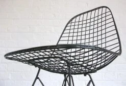 Eames Wire Mesh Chair, 1951 14 Eames Wire Mesh Chair, 1951 -Online Furniture Shop Vintage eamesmeshchair 06