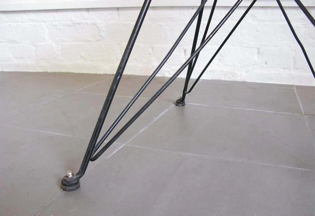 Eames Wire Mesh Chair, 1951 9 Eames Wire Mesh Chair, 1951 - Image 7