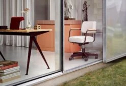 Vitra Fauteuil Direction Pivotant Chair, 1951 -Online Furniture Shop Vitra Jean Prouve Fauteuil Direction Pivotant 05