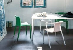 Magis Air Outdoor Chair, 1999 11 Magis Air Outdoor Chair, 1999 -Online Furniture Shop airChair magis twentytwentyone 2