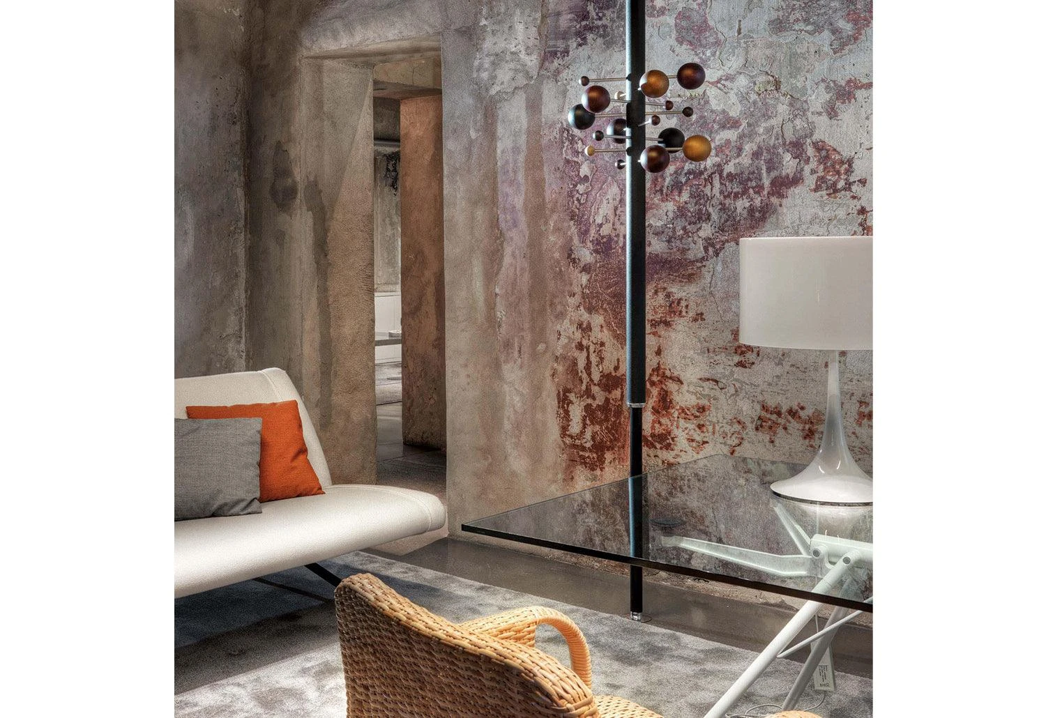 AT16 Column Coat Hanger, 1961 8 AT16 Column Coat Hanger, 1961 - Image 6