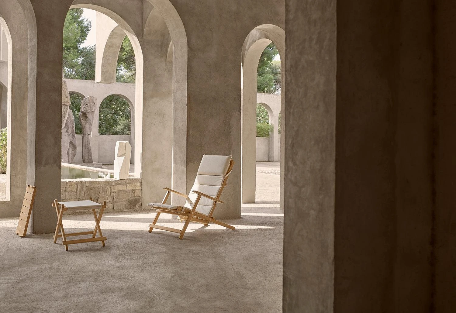 BM5768 Footstool 7 BM5768 Footstool - Image 5