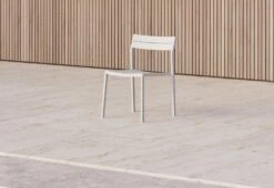 Case Eos Side Chair