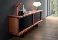 513 Riflesso Sideboard - Natural, 1939 9 513 Riflesso Sideboard - Natural, 1939 -Online Furniture Shop cassina charlotte perriand riflesso natural lifestyle