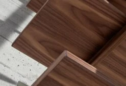 114 Nuvola Rossa Bookcase, 1977 -Online Furniture Shop cassina nuvola roasa lifestyle 4