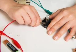 Make A Flashlight Kit -Online Furniture Shop flash light kit 3