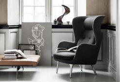 Fritz Hansen Ro Chair, 2013 -Online Furniture Shop fritz hansen Ro Black