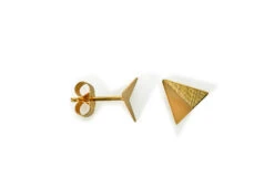 Point 4 Stud Earrings, Bent Triangle -Online Furniture Shop kei tominaga point 4 stud curved triangle earring gold 2