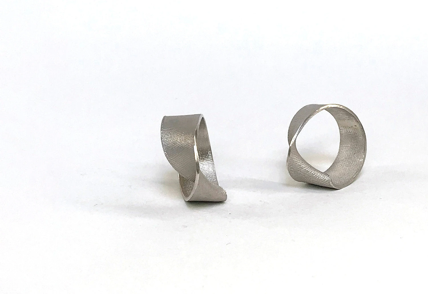 Twisted Textured Unisex Ring 4 Twisted Textured Unisex Ring - Image 2