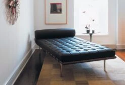 Barcelona Day Bed, 1929 11 Barcelona Day Bed, 1929 -Online Furniture Shop knoll barcelona daybed 03