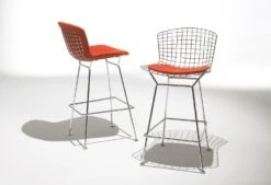 Bertoia Bar Stool, 1952 -Online Furniture Shop knoll bertoia bar stool with seat 02