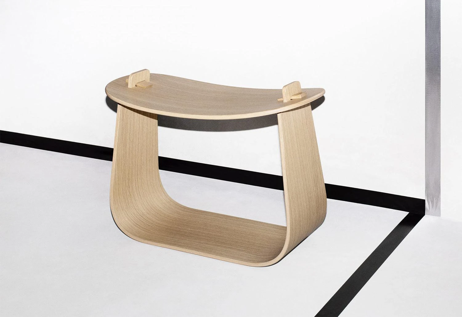 Harry Stool 4 Harry Stool - Image 2