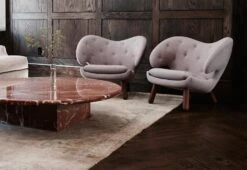 Pelican Chair, 1941 -Online Furniture Shop pelican chair feature 1