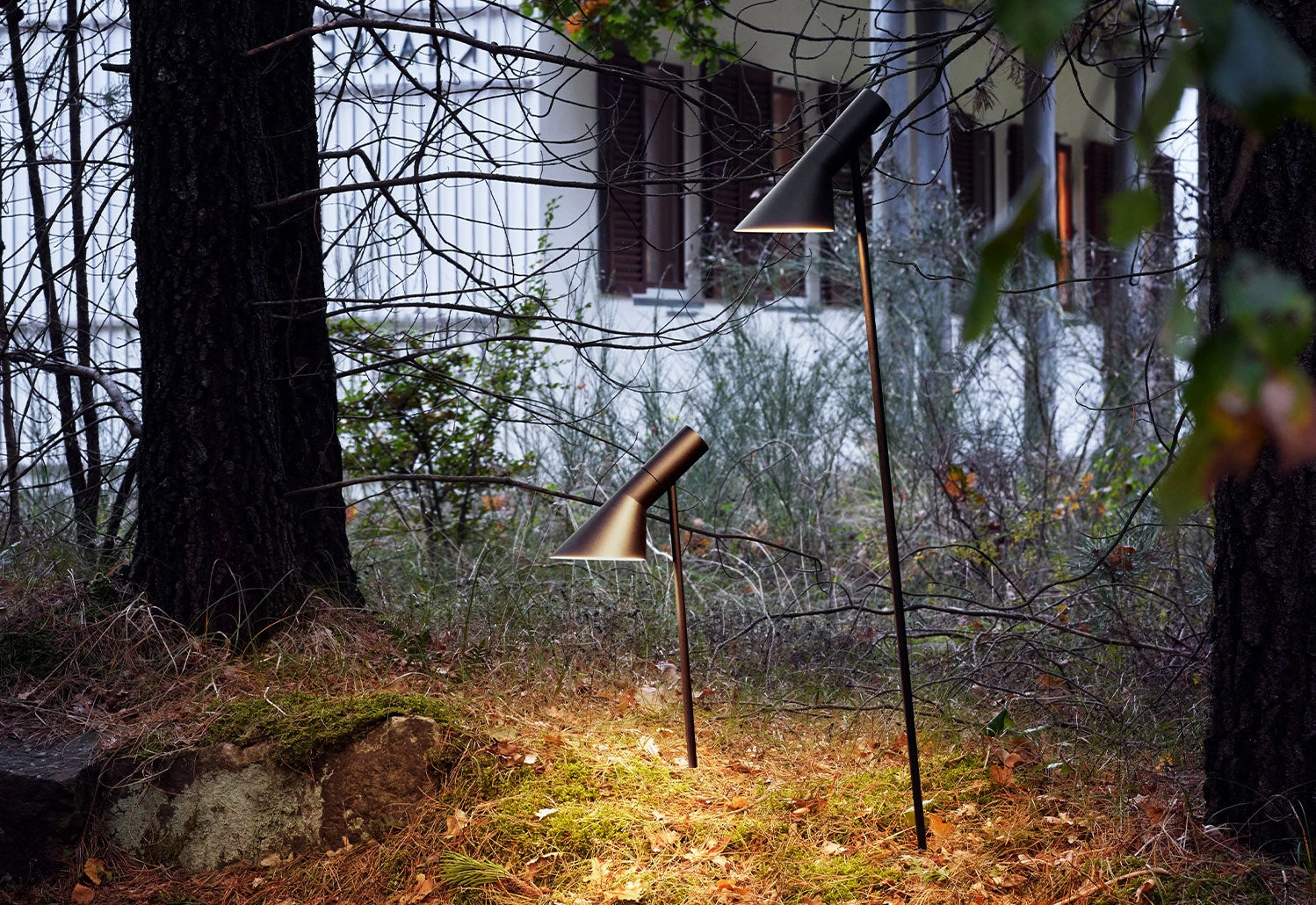 Louis Poulsen AJ Garden Bollard 4 Louis Poulsen AJ Garden Bollard - Image 2