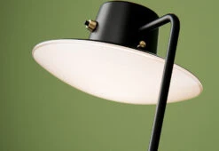 Louis Poulsen AJ Oxford Table Lamp -Online Furniture Shop twentytwentyone Louis Poulsen Arne Jacobsen AJ Oxford lamp 8