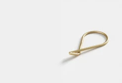 Moebe Brass Key Ring 10 Moebe Brass Key Ring -Online Furniture Shop twentytwentyone Moebe Key Ring 3
