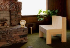 005 Lounge Chair -Online Furniture Shop twentytwentyone Vaarnii max lamb 006 lounge chair 17