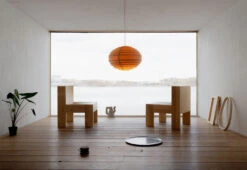 005 Lounge Chair -Online Furniture Shop twentytwentyone Vaarnii max lamb 006 lounge chair 20