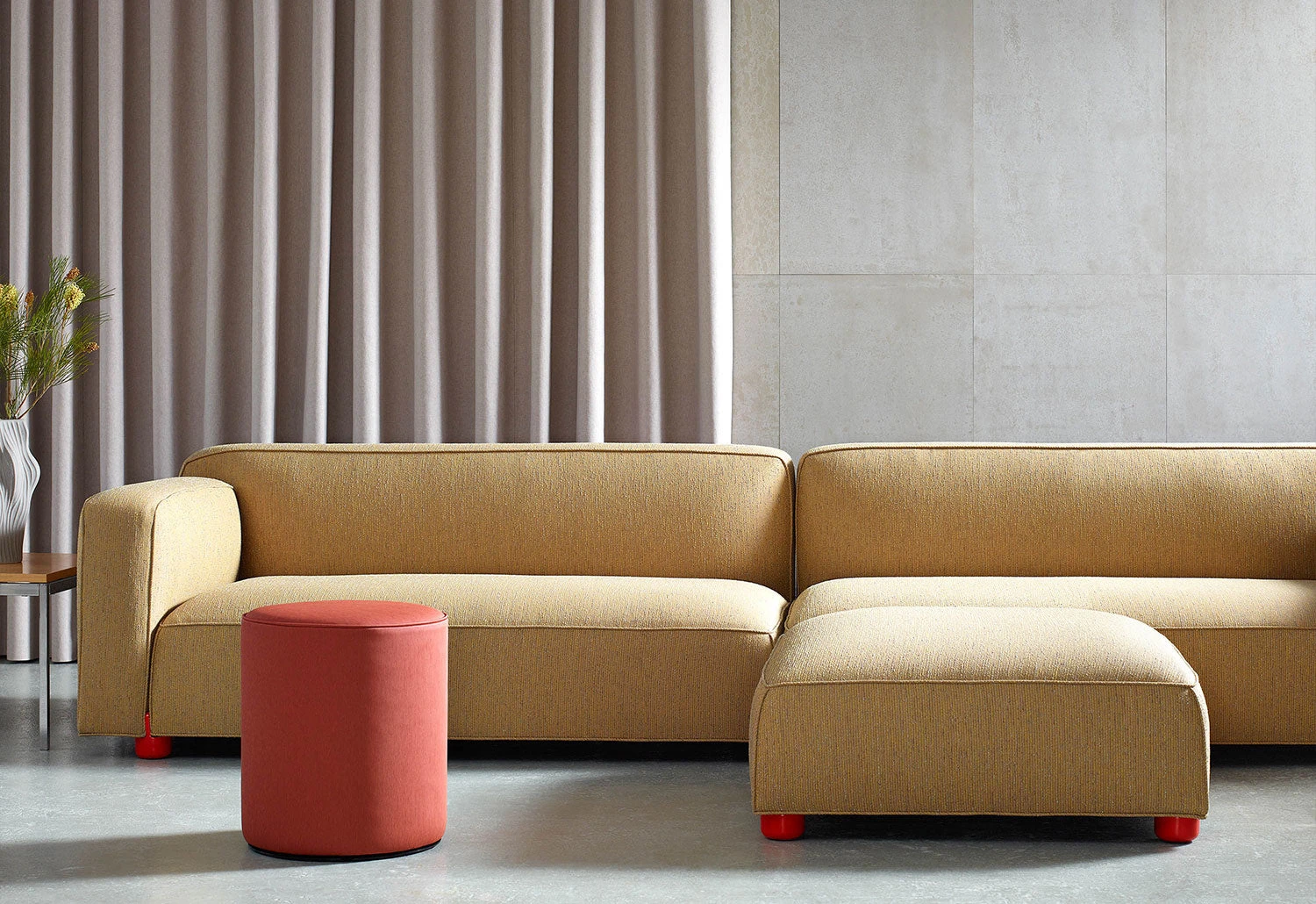 Barber Osgerby Four-seater, 2013 3 Barber Osgerby Four-seater, 2013