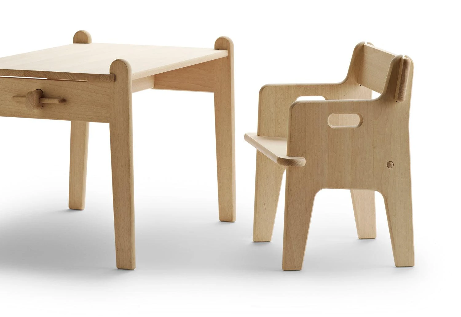 CH410 Children's Chair, 1944 4 CH410 Children's Chair, 1944 - Image 2