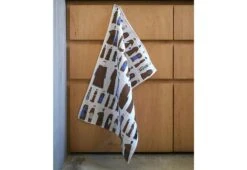 Too Many Cooks Tea Towel, 1959 9 Too Many Cooks Tea Towel, 1959 -Online Furniture Shop twentytwentyone lucienne day too many cooks tea towel 2