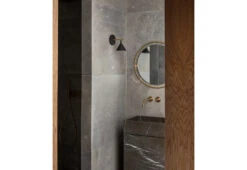 Menu Nimbus Mirror -Online Furniture Shop twentytwentyone menu saetter lassen nimbus mirror 4