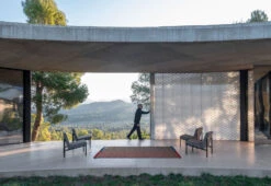 Re-Rug, 2022 37 Re-Rug, 2022 -Online Furniture Shop twentytwentyone nanimarquina re rug one red teal 2