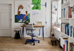 Vitra Tabouret Métallique, 1936 -Online Furniture Shop twentytwentyone vitra jean prouve tabouret metallique lifestyle 2