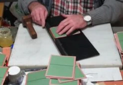 Leather Card Wallet Anniversary Edition 32 Leather Card Wallet Anniversary Edition -Online Furniture Shop twentytwentyone zapata vazquez anniversary wallet 33