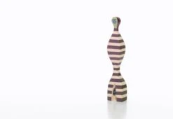 Vitra Wooden Dolls, 1963 38 Vitra Wooden Dolls, 1963 -Online Furniture Shop vitra alexander girard dolls 16