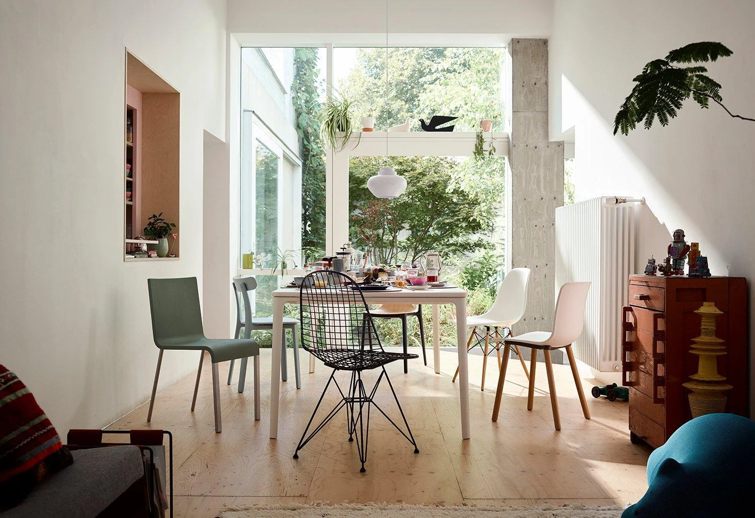 Vitra Eames DKR Wire Chair With Upholstery, 1951 9 Vitra Eames DKR Wire Chair With Upholstery, 1951 - Image 7