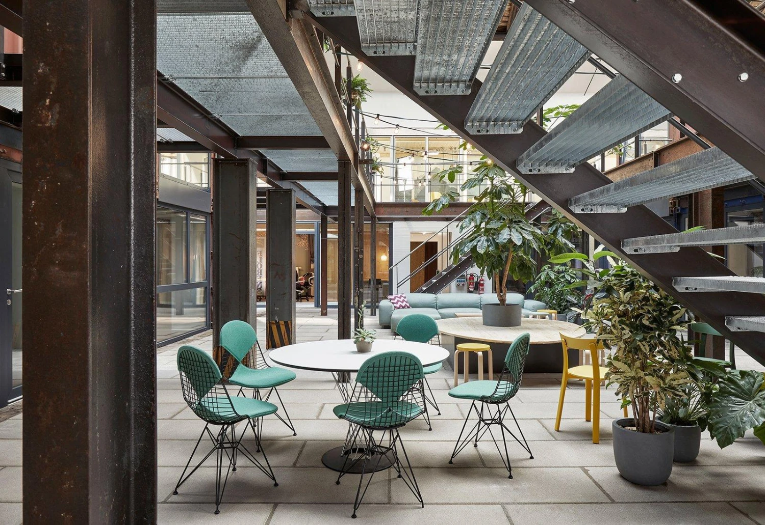 Vitra Eames DKR Wire Chair With Upholstery, 1951 11 Vitra Eames DKR Wire Chair With Upholstery, 1951 - Image 9