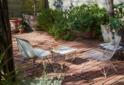 Vitra Eames LSR Plastic Chair, 1950 29 Vitra Eames LSR Plastic Chair, 1950 -Online Furniture Shop vitra eames lsr plastic chair lifestyle 1