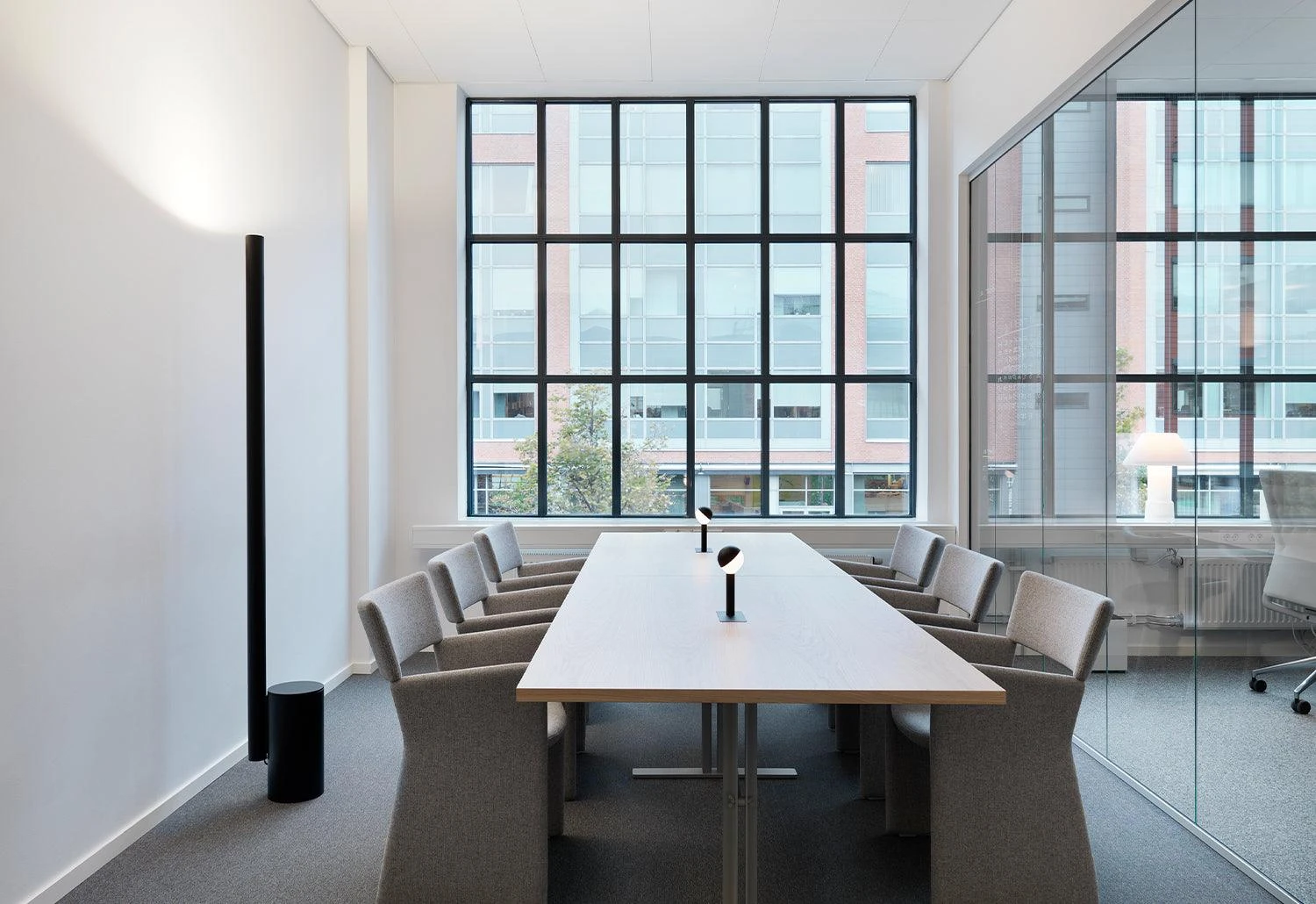 W164 Alto Floor Lamp 5 W164 Alto Floor Lamp - Image 3