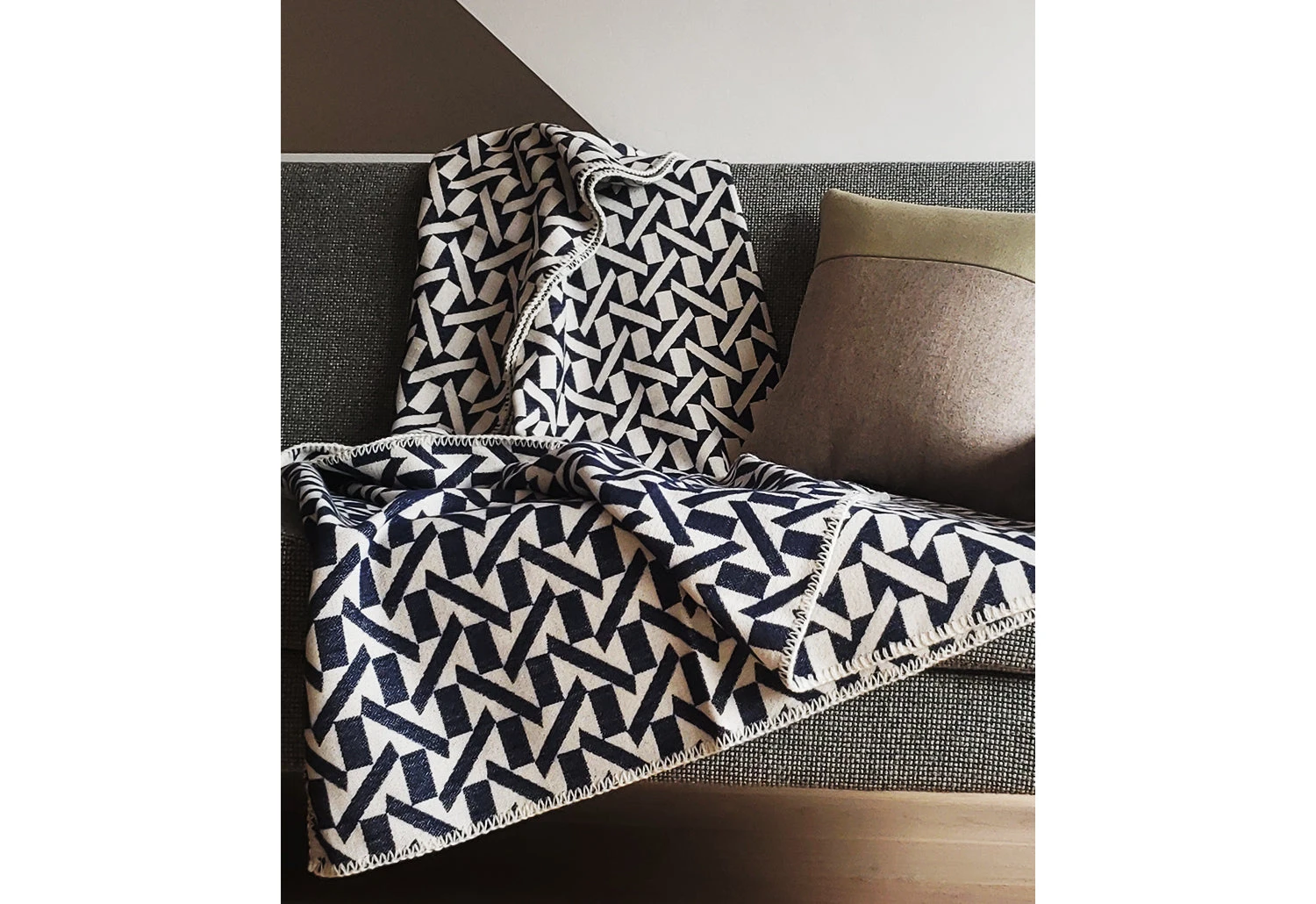 Woodblock Throw 7 Woodblock Throw - Image 5